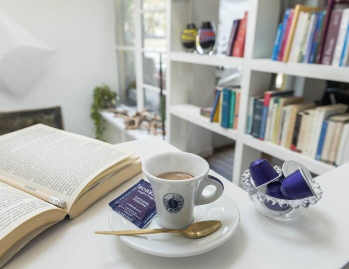 Nespresso alüminyum için Borbone Crema Classica 10 adet